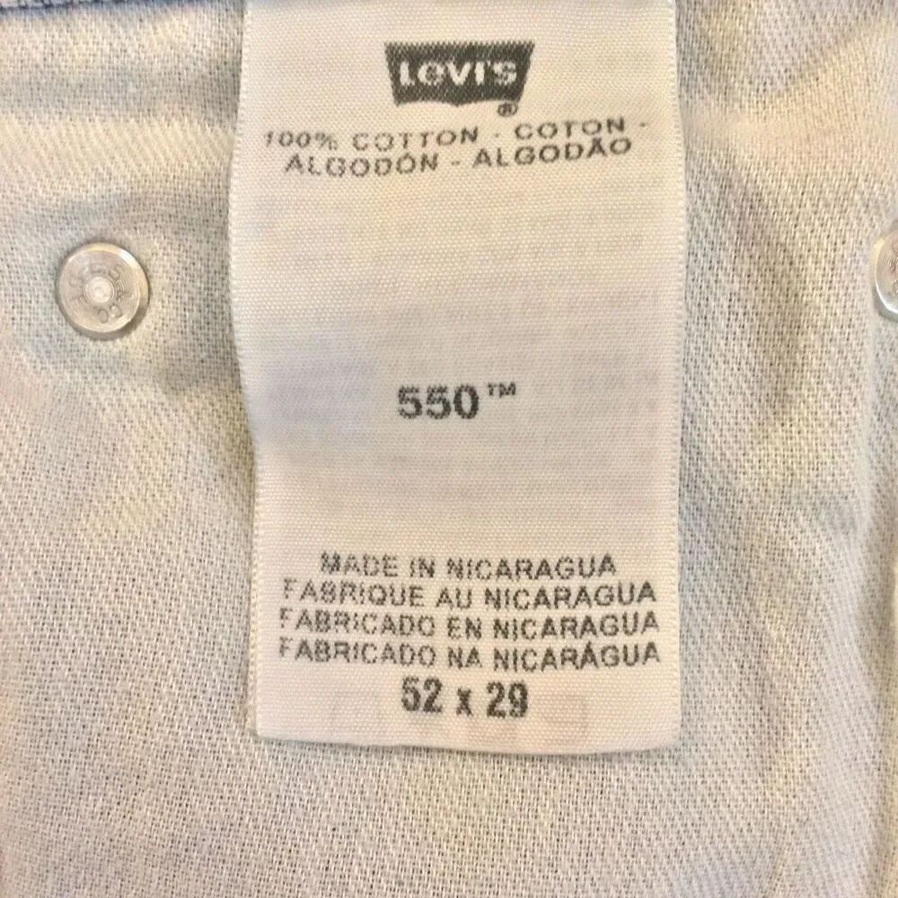 Levi’s 550 light wash 52 jeans